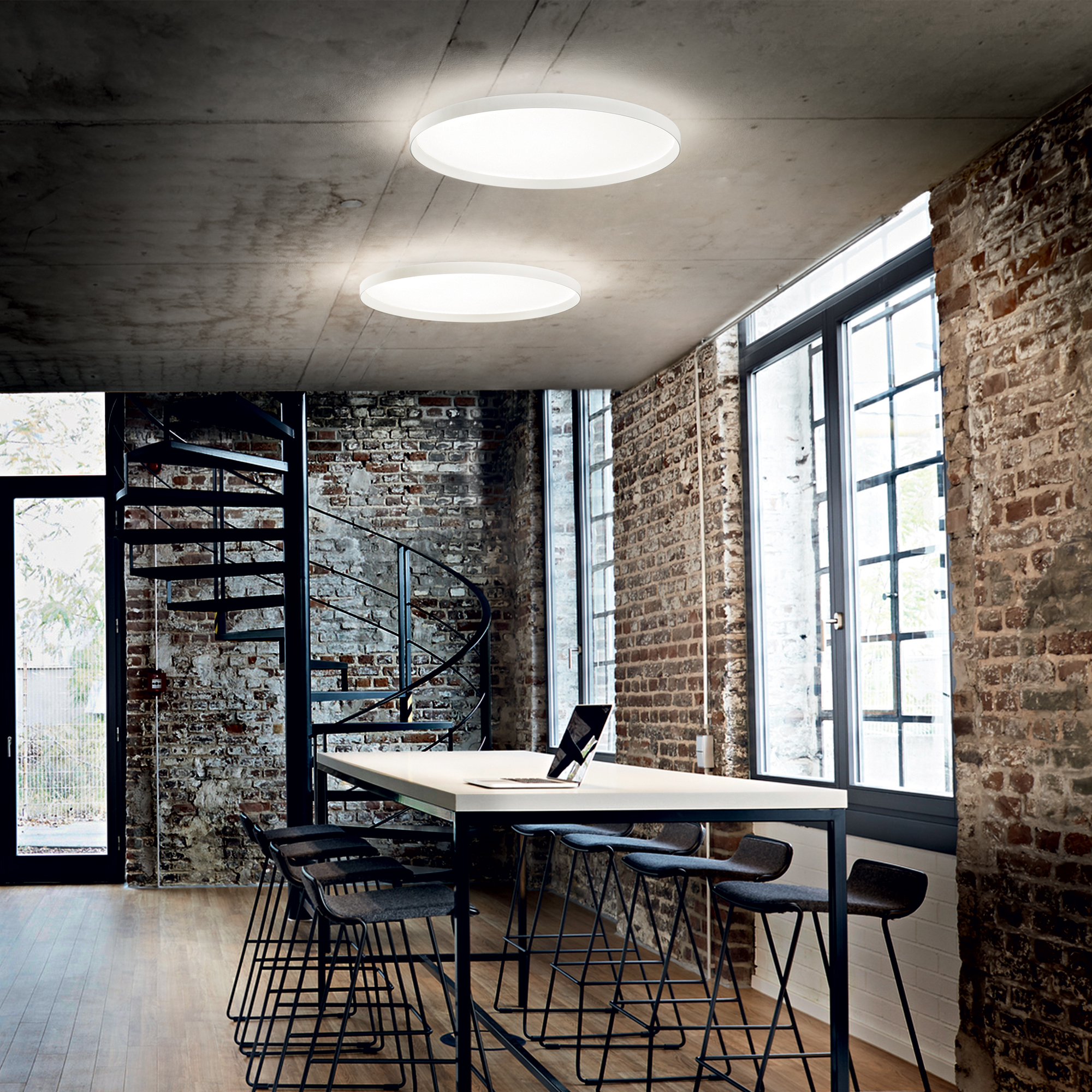 Zidne lampe rustikalnog stila