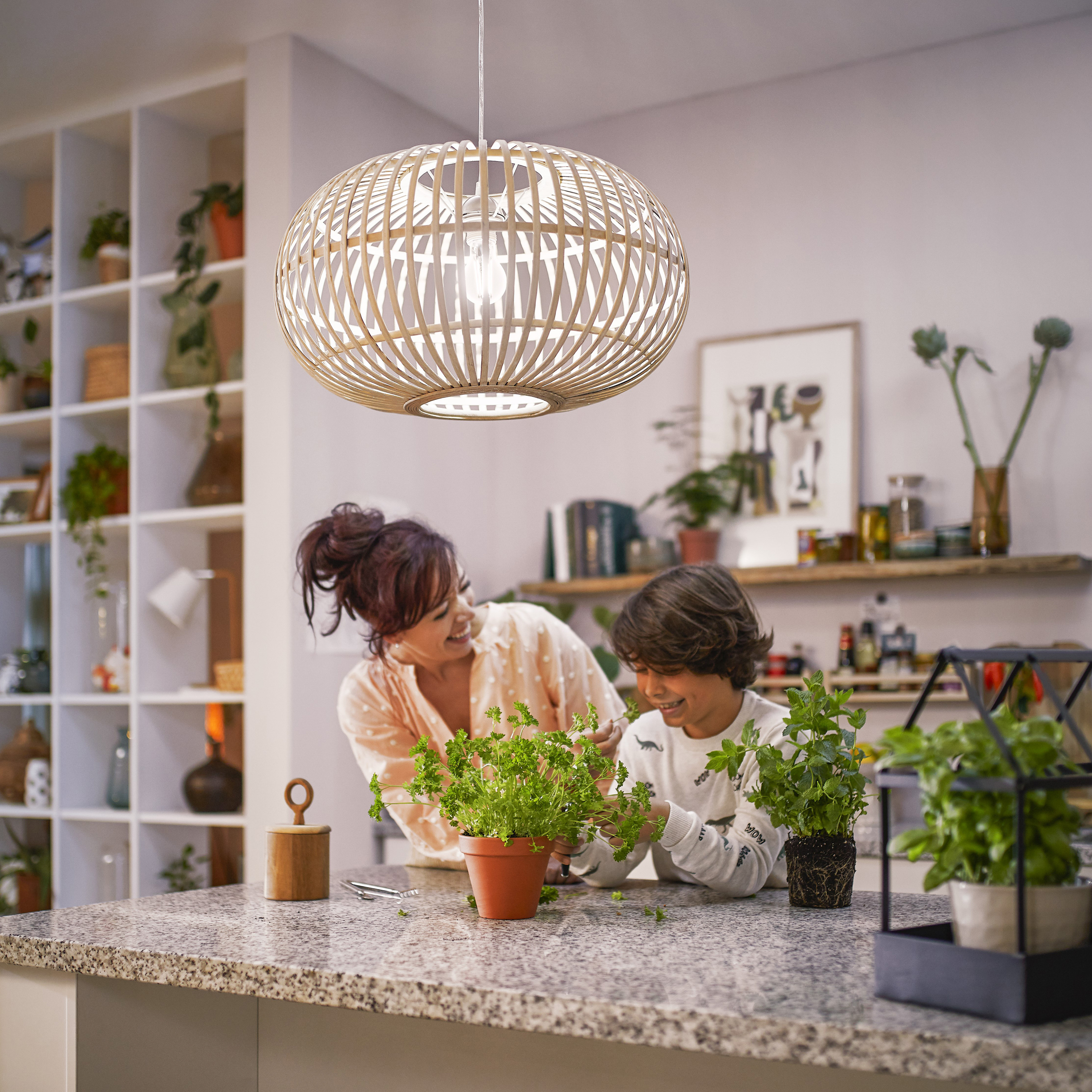 LED žarulja E27 15W