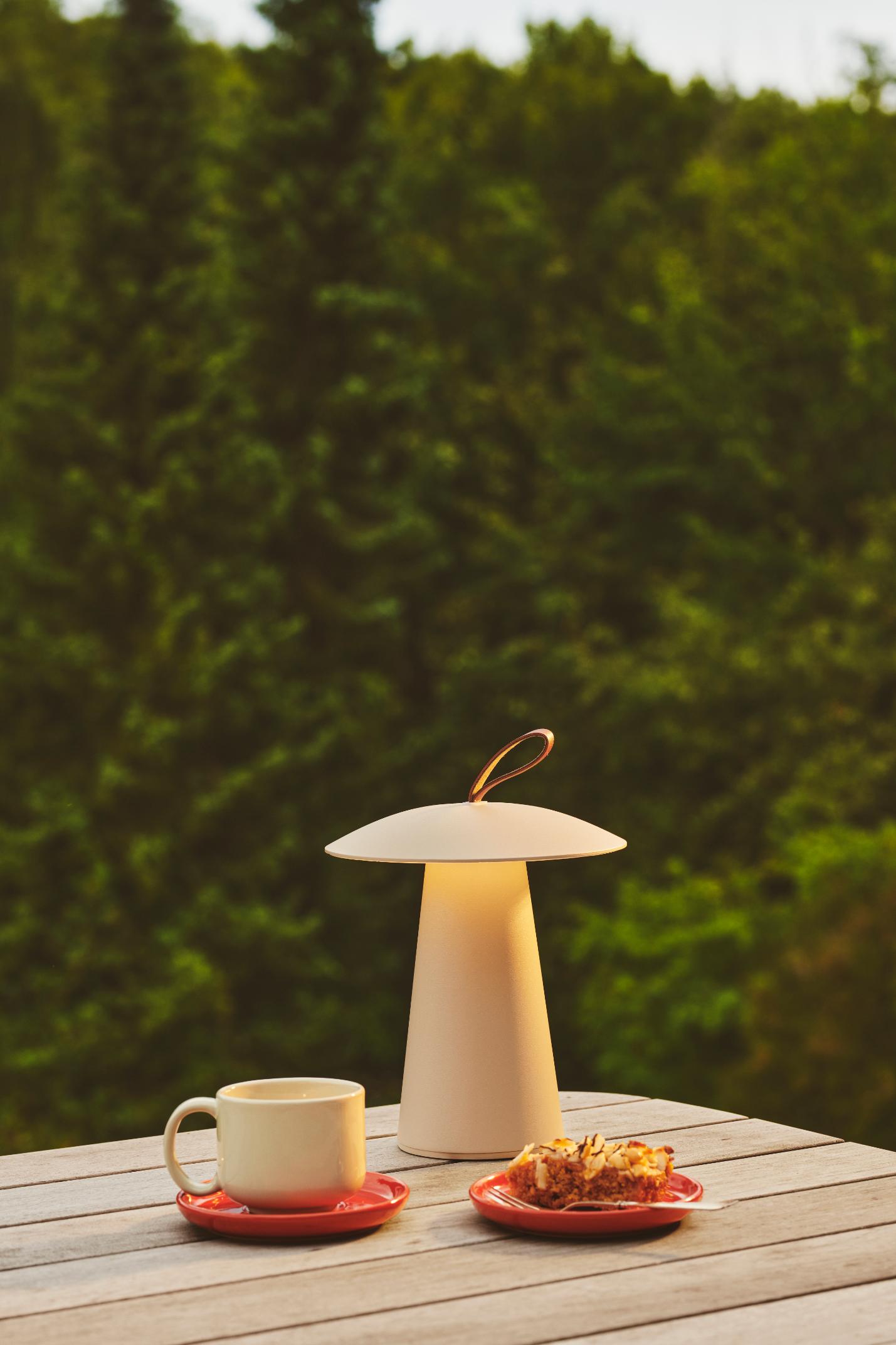 Podne lampe i reflektori za vanjski prostor
