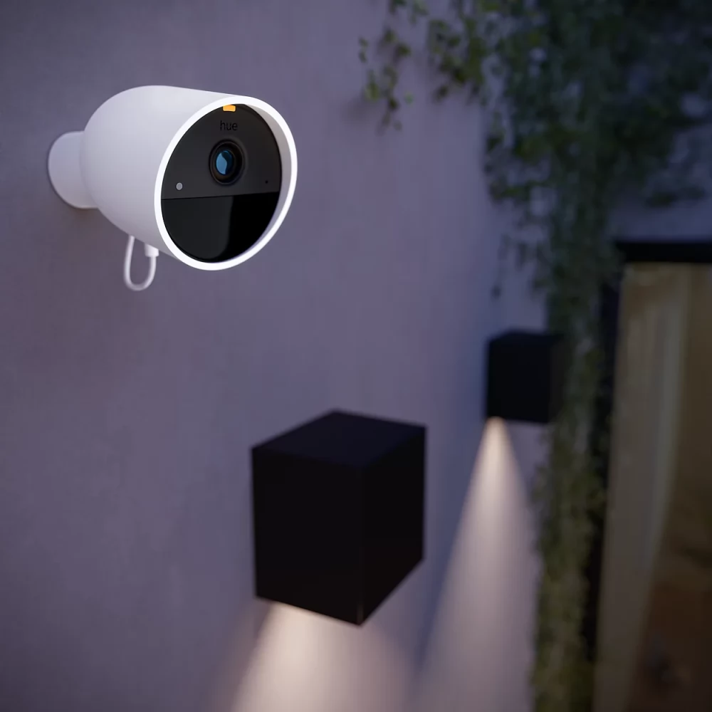 Philips Hue vanjska sigurnosna kamera s pametnim obavijestima