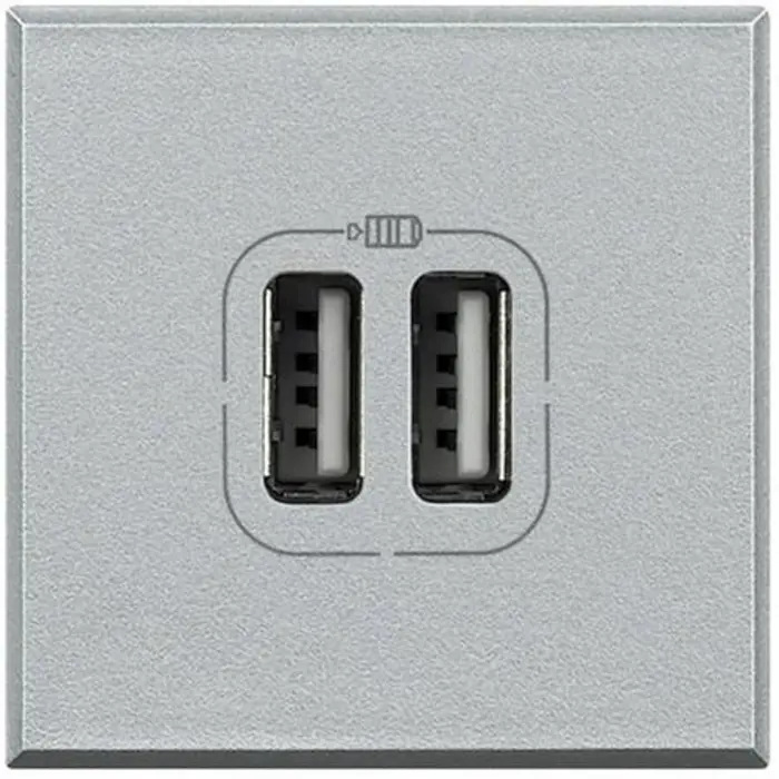 axolute-usb-utic-15a-2m-tech-46960-04011498.webp