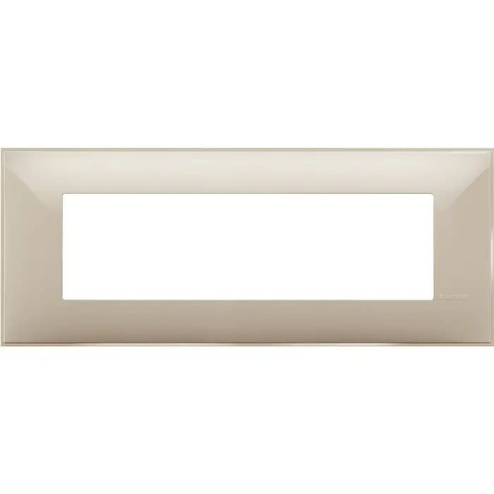 classia-ukrasni-okvir-7m-krem-39241-04071916.webp