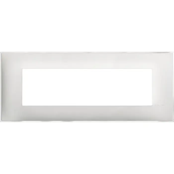 classia-ukrasni-okvir-7m-mat-ledeno-bijeli-15536-04071672.webp