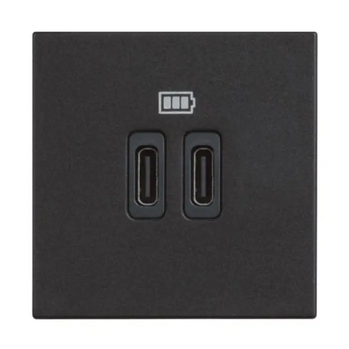 classia-usb-uticnica-2xtip-c230v-ac5v-dc3a-2m-crna-1889-04071637.webp