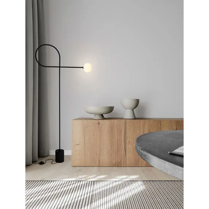 dedalo-stajaca-lampa-g9-ip20sandy-crna-opal-13776-02110723.webp