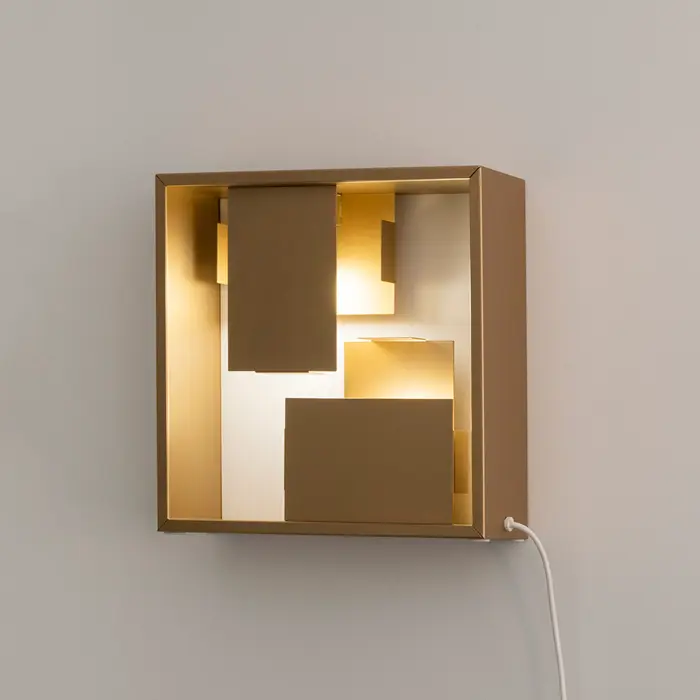 fato-stolnazidna-lampa-zlatna-e14-max-4w-36822-02170644.webp