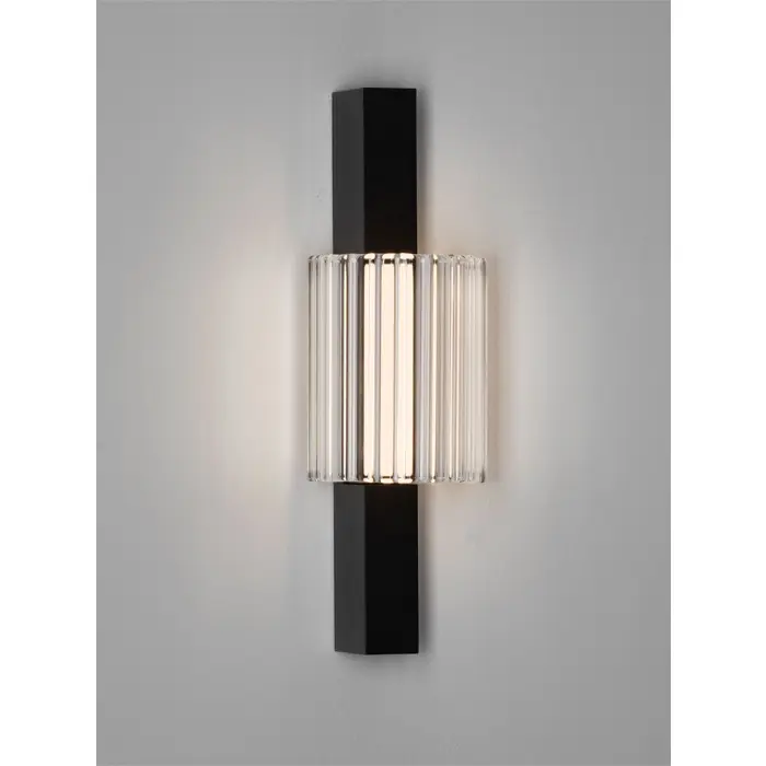 glovia-zidna-led-svjetiljka-crna-9w-ip20-cct-2700-3000k-18278-02230264.webp