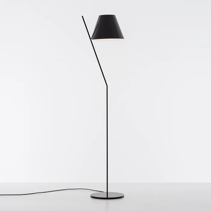 la-petite-stajaca-lampa-crna-e27-12w-2700k-872lm-25324-02170759.webp