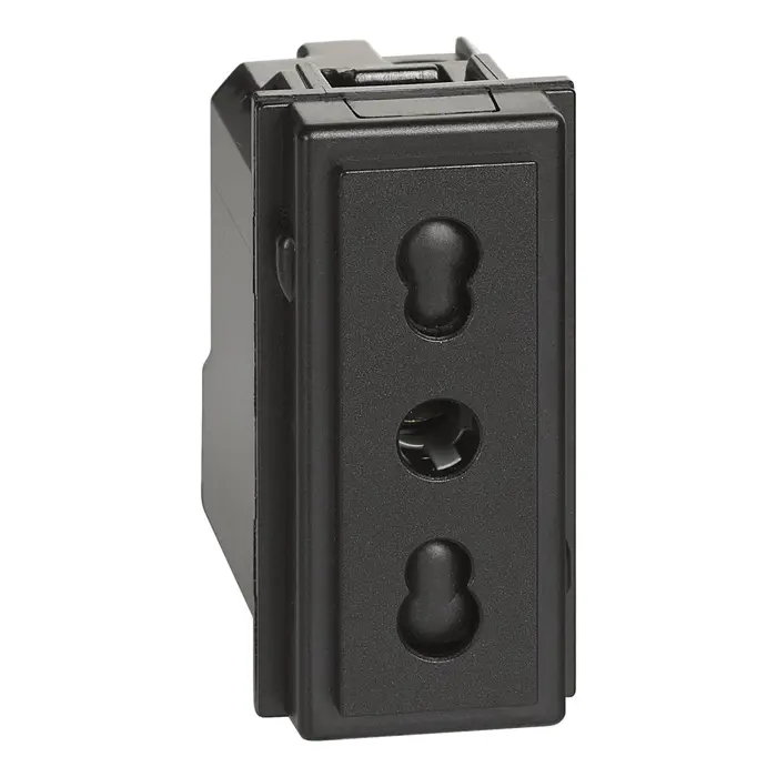 lnow-euro-uticnica-2pe16a250v-1m-crna-24231-04011272.webp