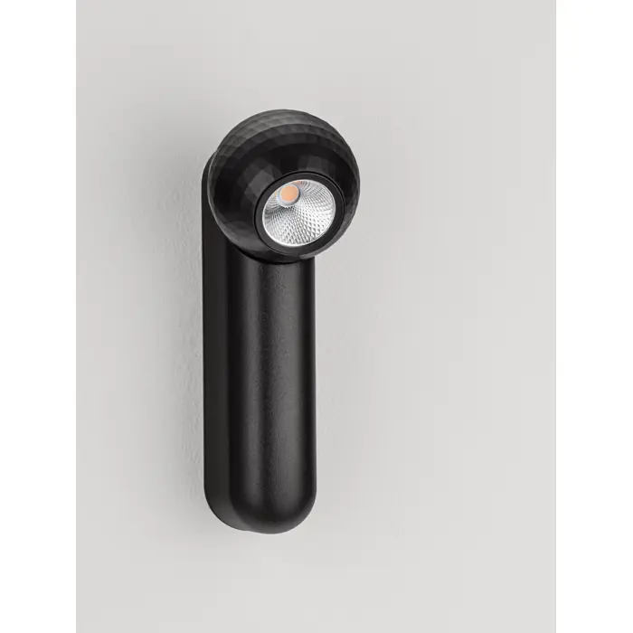 notic-zidna-led-svjetiljka-7w-ip20-2700k-crna-31784-02232391.webp