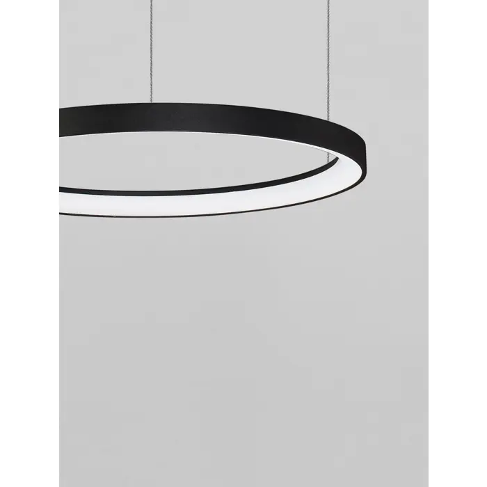 pertino-visilica-led-38w2700k2175lmdimmip20crna-91957-02101896.webp