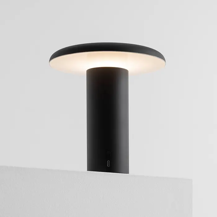 takku-stolna-lampa-anodizirana-crna-88274-02171057.webp