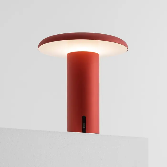 takku-stolna-lampa-anodizirana-crvena-88624-02171056.webp