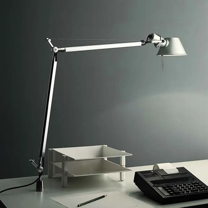 tolomeo-led-stolna-svjetiljka-s-fiksnim-nosacem-10w593lm3000-49309-02177687.webp
