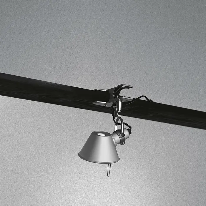 tolomeo-micro-pinza-led-svjetiljka-s-kvacicom-2700k-aluminij-72955-02171238.webp