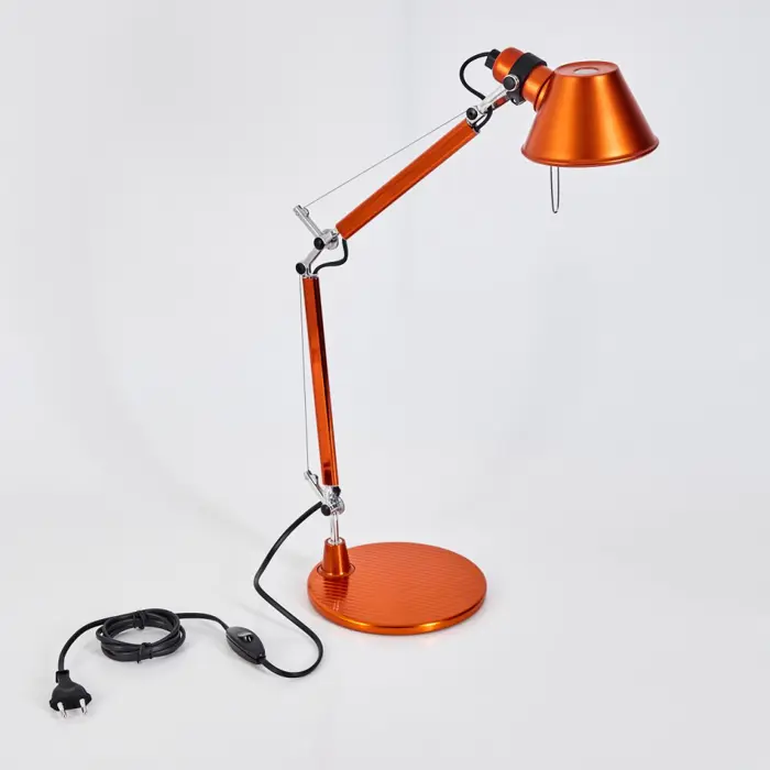 tolomeo-micro-stolna-svjetiljka-zlatna-e14-sa-postoljem-31683-02171217.webp