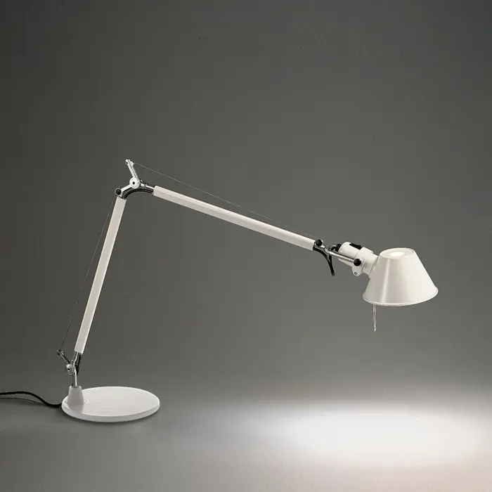 tolomeo-stolna-lampa-e-27100w-bijela-komplet-s-postoljem-a00-41793-02175659.webp