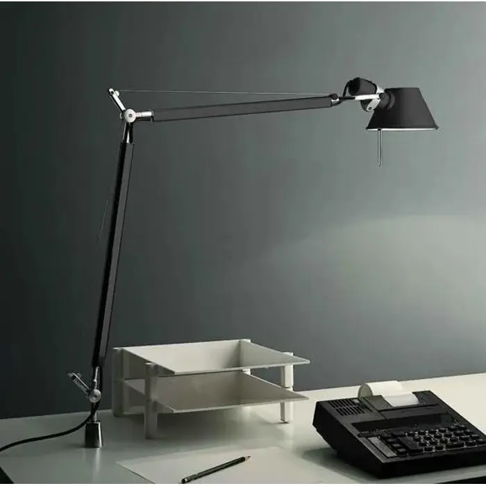 tolomeo-stolna-svjetiljka-s-fiksnim-nosacem-1xe27230v-crna-a-53402-02178347.webp