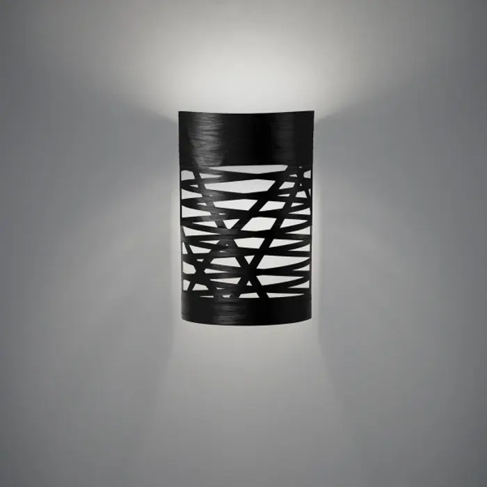 tress-piccola-zidna-lampa-crna-49905-02122025.webp