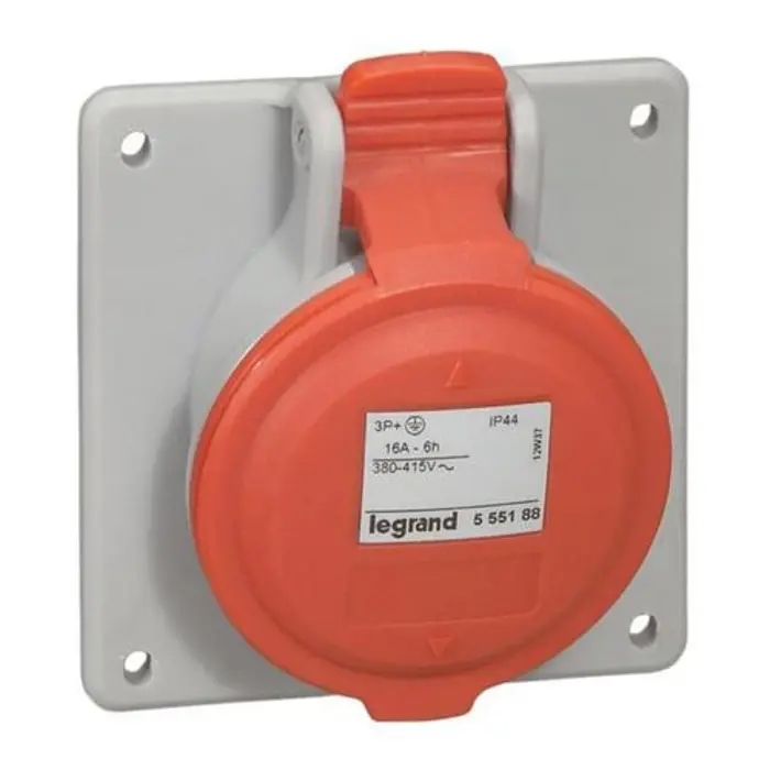 uticnica-ugradna-pod-kutem-16a-pz-380-415v-3pne-34662-04010380.webp