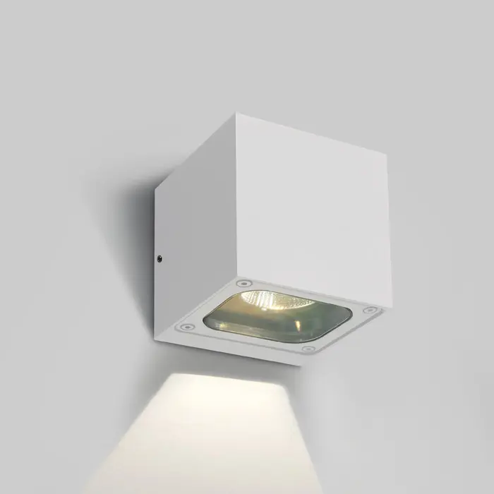 zidna-lampa-bijela-led-6w-ip65-230v-10157-02094405.webp